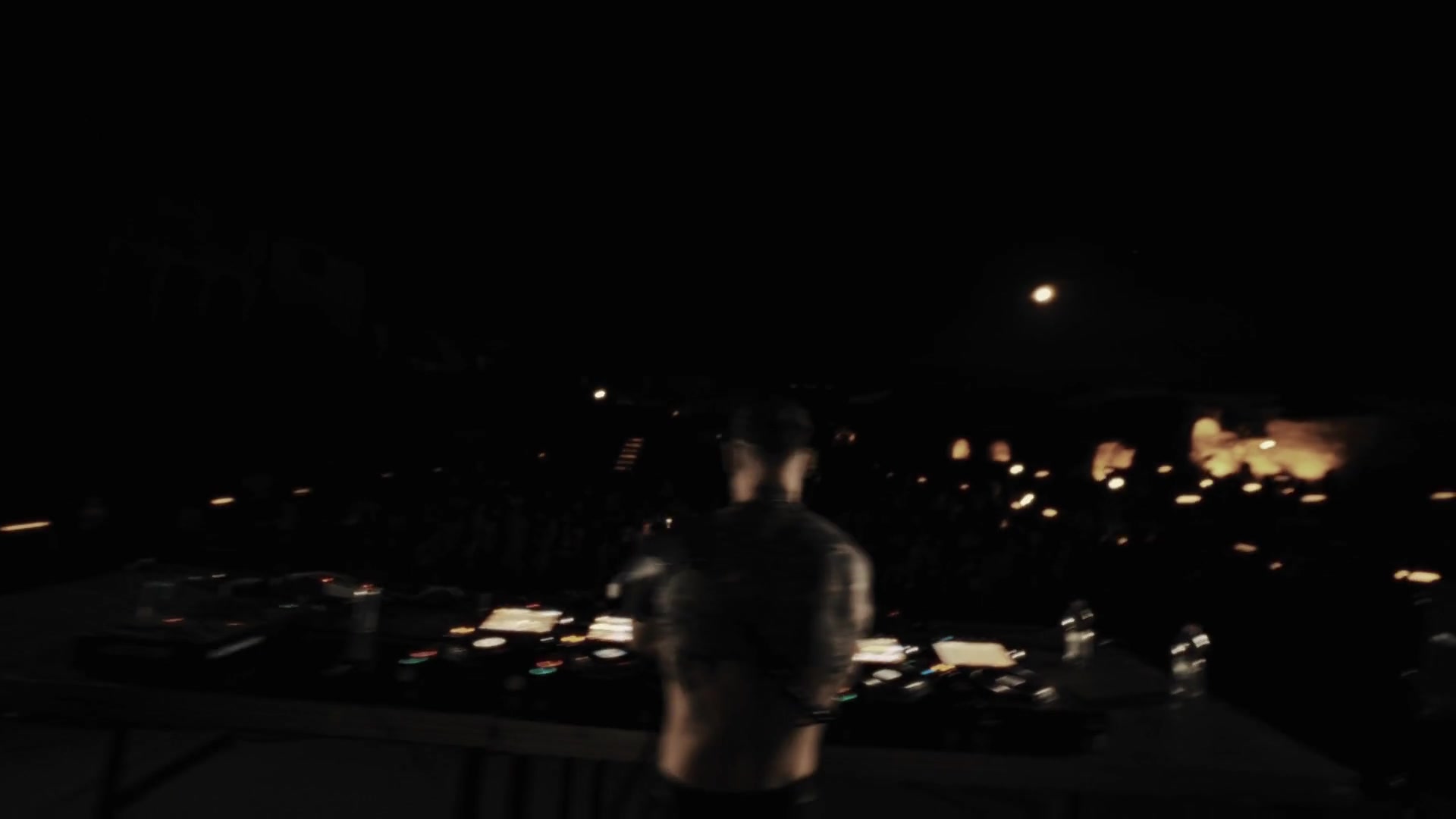 Ezediel performing before a festival audience